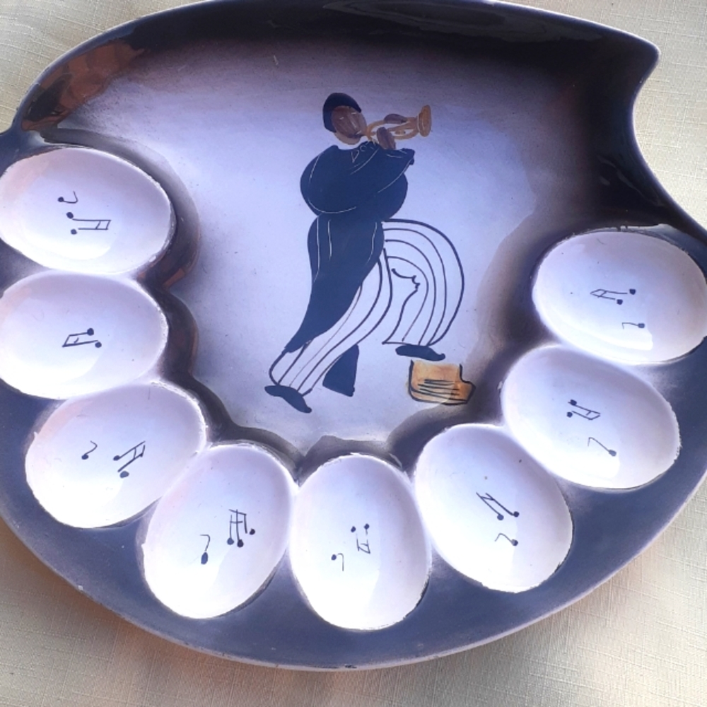 Vintage Musical Notes design Egg Platter  Italy